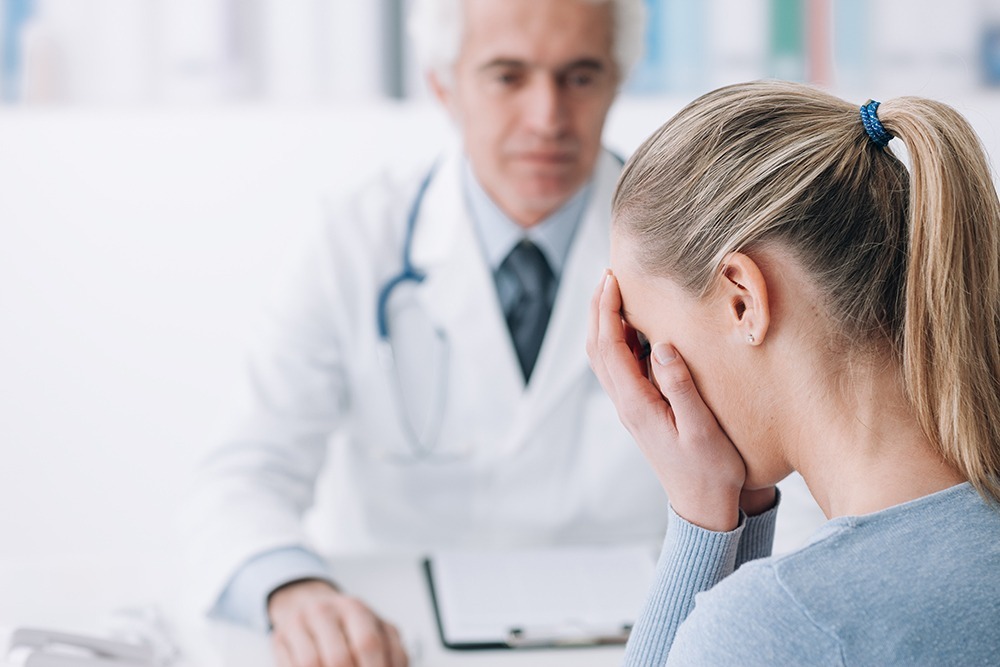 Defective medical device lawyer in Naples, Florida helping victims of faulty pacemakers, hip implants, and surgical tools